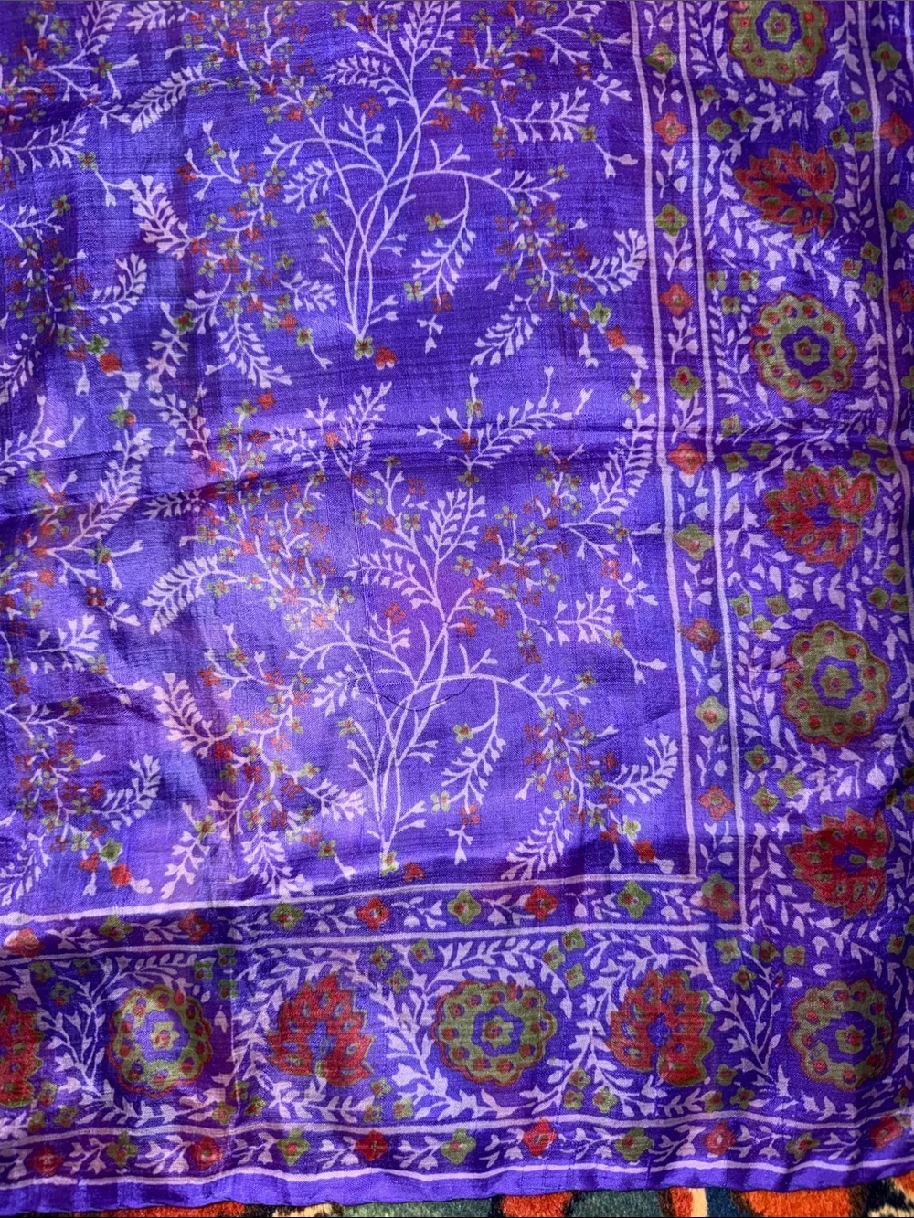 Authentic Hand Woven 100% Pure Silk Indian Sari – Vintage Purple Floral Textile